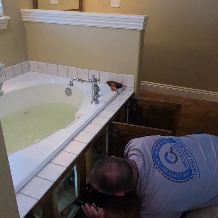Checking for plumbing leaks | home inspectors Fayetteville AR | Fayetteville AR | Home Inspection